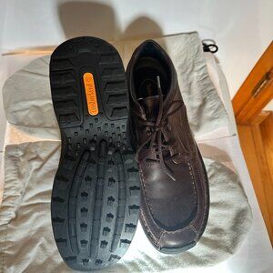 Timberland- Mens Leather Shoes - Size 11D, Color Brown